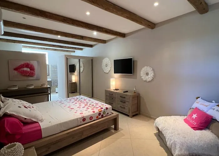 Ghjulia * Porto Vecchio